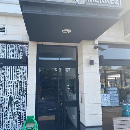 Mermaid Apartment